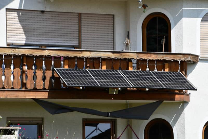 Professional Balcony Solar Energy System All In One Solar Energy System For Balcony